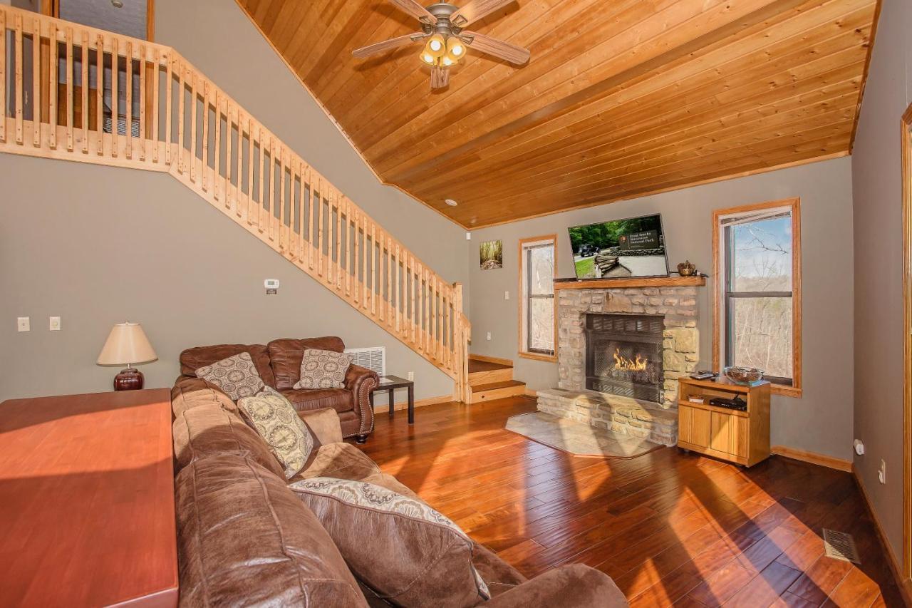 Her Majesty'S Way, Awesome Mtn Views, 1089 Free Tickets Each Paid Day, Dollywood And More Gatlinburg Bagian luar foto