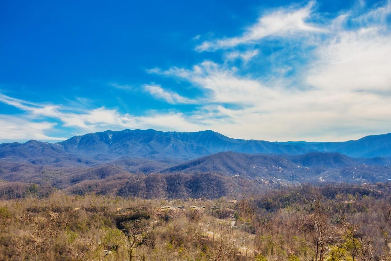 Her Majesty'S Way, Awesome Mtn Views, 1089 Free Tickets Each Paid Day, Dollywood And More Gatlinburg Bagian luar foto